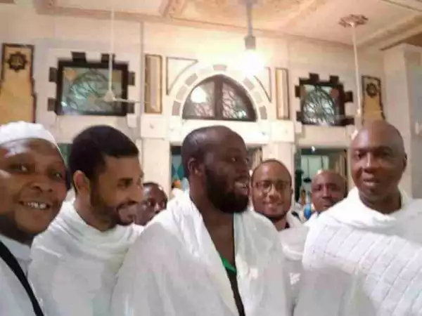 Senate President, Bukola Saraki And His Son Spotted In Mecca For The Hajj (Photo)